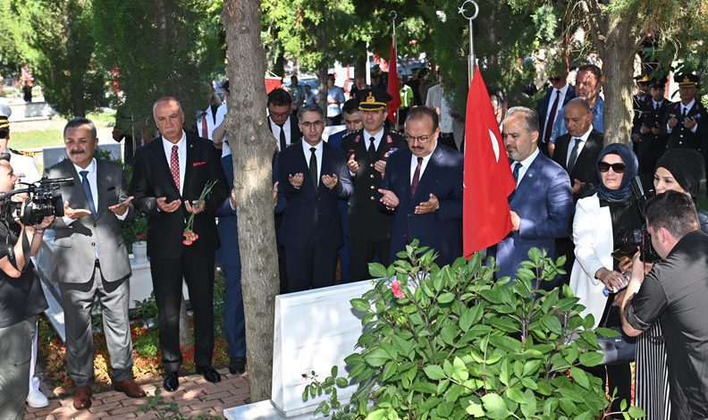 Bursa’da 15 Temmuz’da şehitliklerde anma töreni