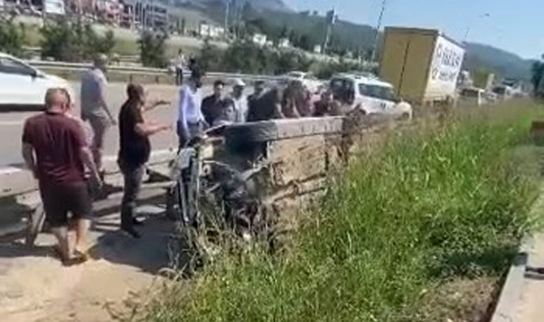 Bursa’da otobanda kaza: 2 yaralı