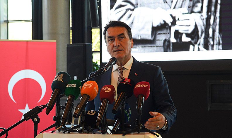 Bursa’da Tanpınar ödülleri sahiplerini buldu