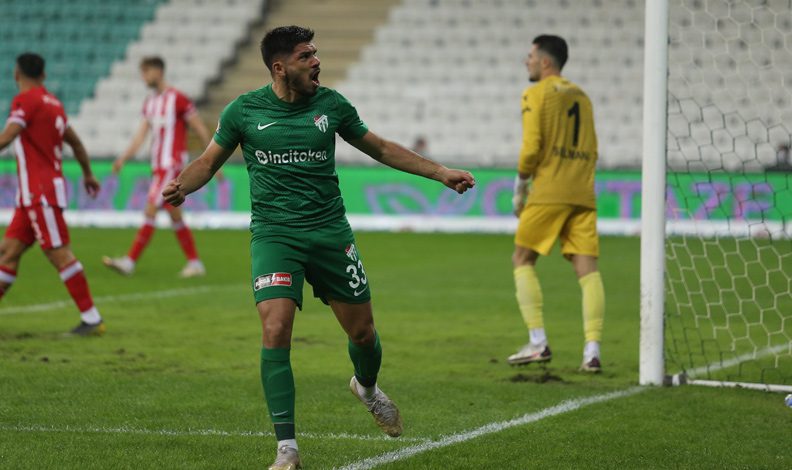 Nicolas Zalazar Bursaspor’a veda etti