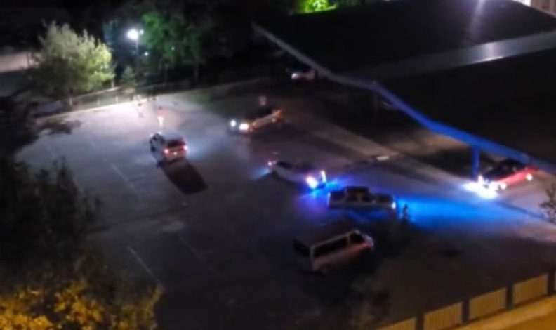 Bursa’da drift atan grup, mahalleliyi uyutmadı