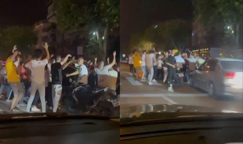 Bursa’da asker eğlencesinde yolu trafiğe kapatıp oynadılar