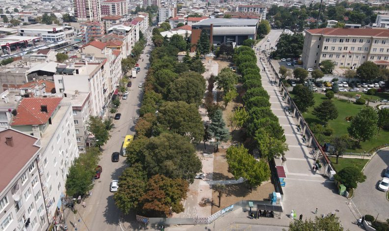 Bursa Yıldırım’ın yeni meydanında sona doğru