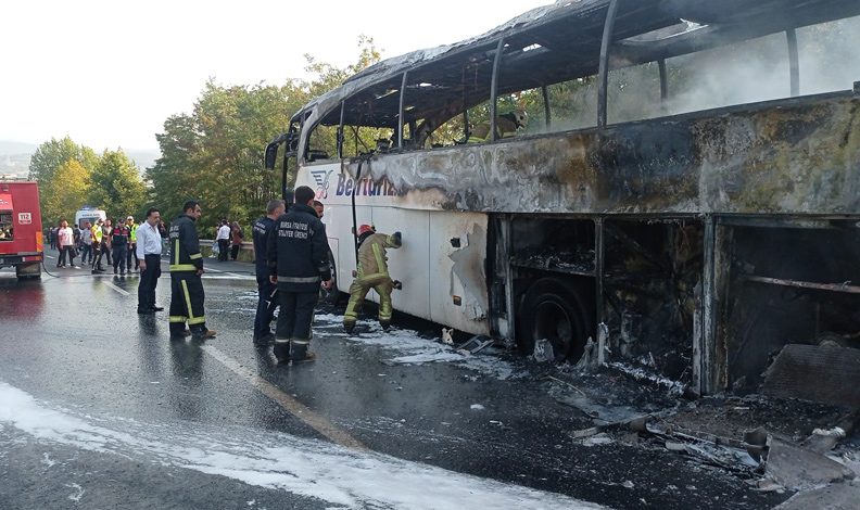 Bursa’da yolcu otobüsünde yangın çıktı