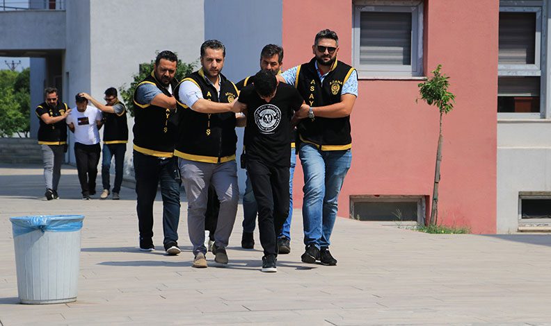 ‘Seni kocamla evlendirelim’ teklifi çileden çıkarttı!