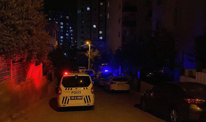Boş sandığı silahla kendini vurdu