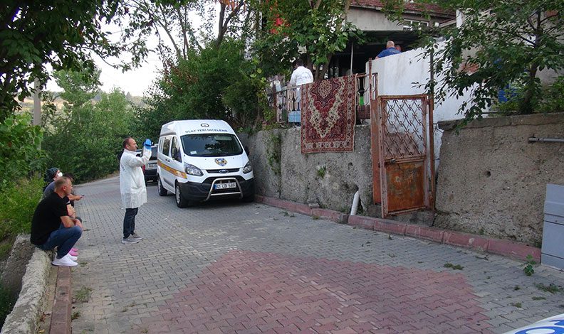 Evinin bahçesinde ölü bulundu