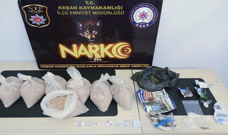 Edirne’de kömürlükten kilolarca uyuşturucu çıktı