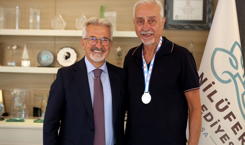 Veteran atletten gururlandıran başarı