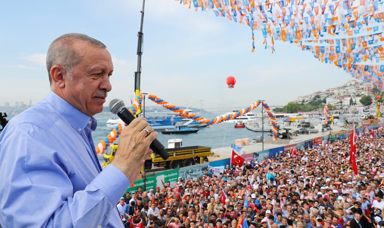 AK Parti yol haritasını hazırladı