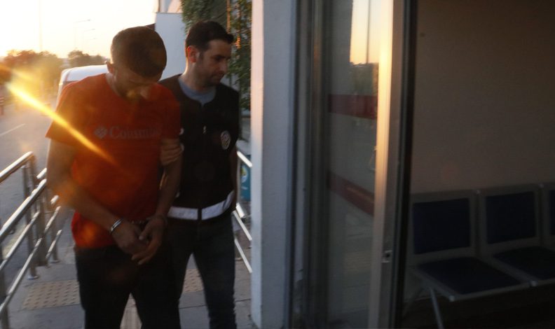 Adana’da hırsızlara şafak operasyonu