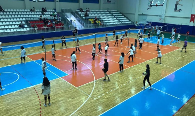 Nilüfer’de kış spor okullarında eğitimler başladı