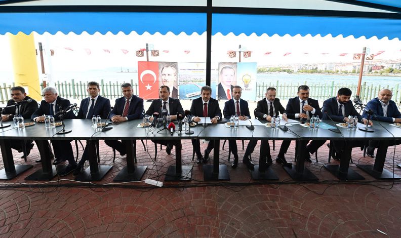 CHP’li 11 büyükşehir belediyesinin AK Parti grup başkanvekillerinden ortak açıklama