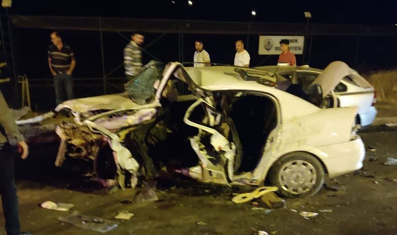 Diyarbakır’da trafik kazası: 3 ölü, 8 yaralı