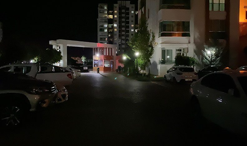 Önce amcasını sonra kendini vurdu