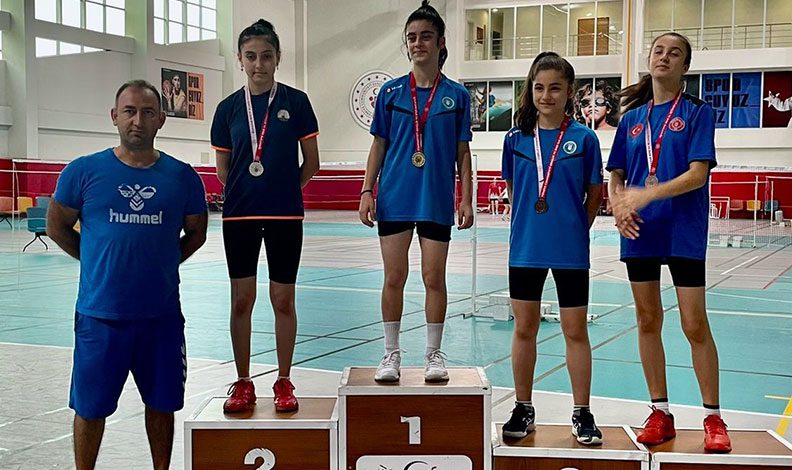Osmangazili yıldızlar madalyaya doymuyor