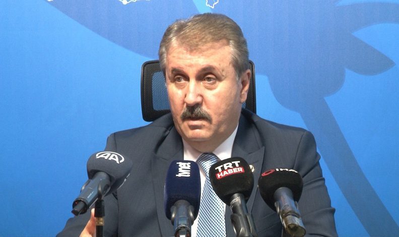 BBP lideri Destici’den öğretmen açıklaması