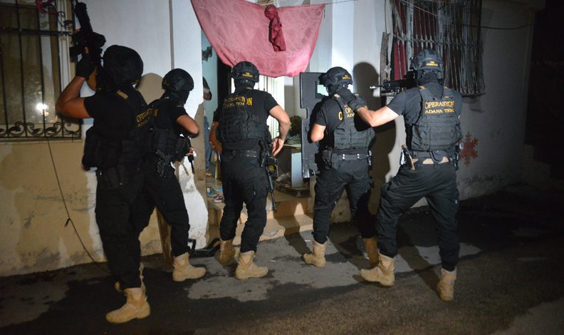 Adana’da DEAŞ operasyonunda 7 gözaltı