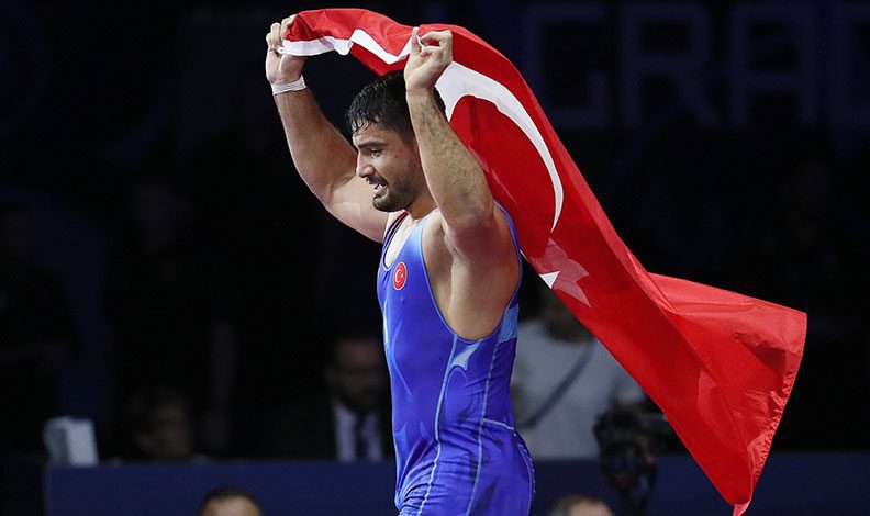 Taha Akgül dünya şampiyonu