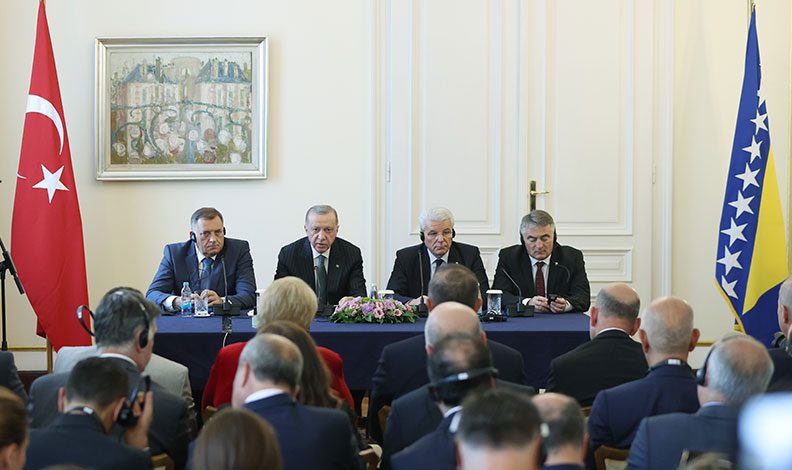 İki ülke arasında kimlik kartıyla seyahat