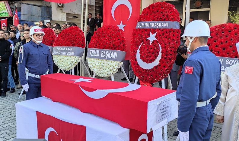Şehit Uzman Çavuş, son yolculuğunda uğurlandı