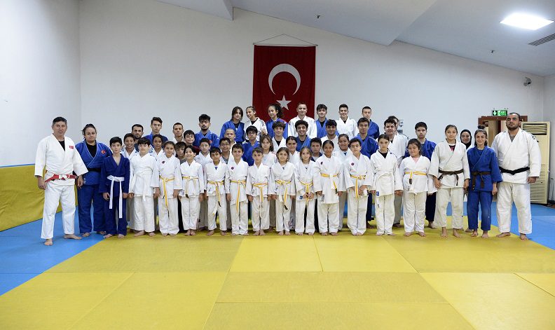 Tataminin yıldızları Osmangazi’de parlıyor