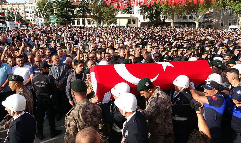 Şehit Mustafa Çalışgan, son yolculuğuna uğurlandı