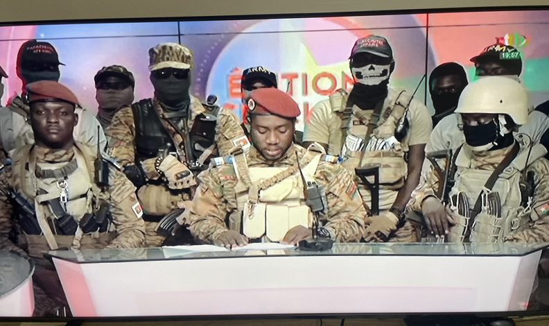Burkina Faso’da askeri darbe