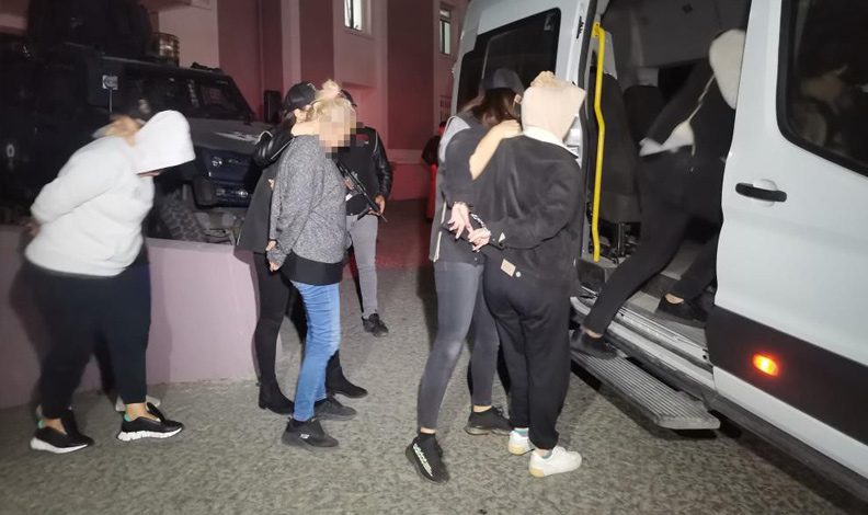 Teröristin saklanmasına yardım edenler tutuklandı