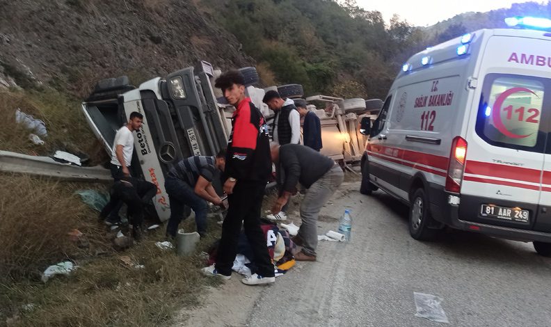 Kaza sonrası kopan parmağını aradılar