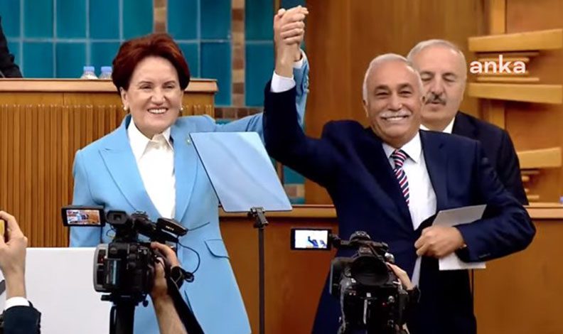 Ahmet Eşref Fakıbaba İYİ Parti’ye katıldı