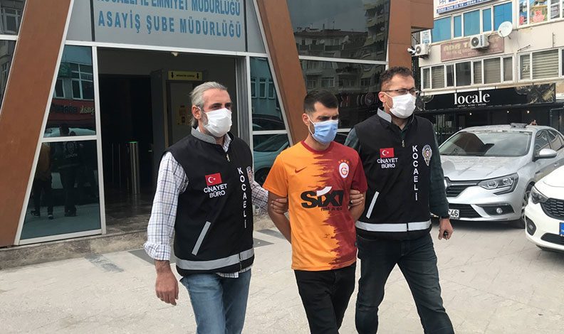 3 yıllık eşini işkence ederek öldürdü