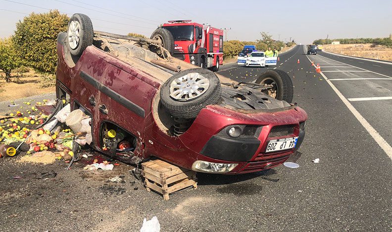 Malatya’da kontrolden çıkan araç takla attı: 2 yaralı