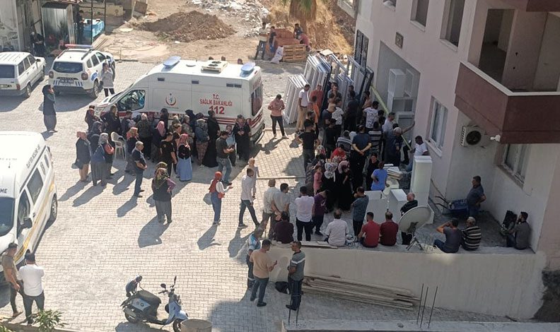 Asansör boşluğuna düşen işçi hayatını kaybetti