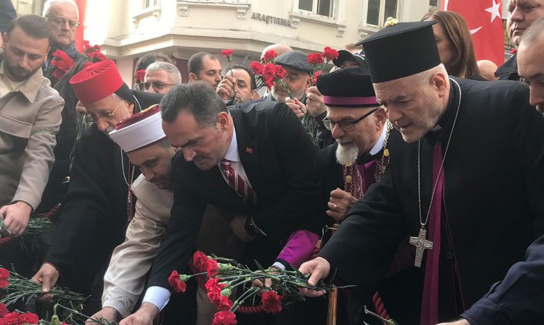 İstiklal Caddesi’nde anlamlı yürüyüş