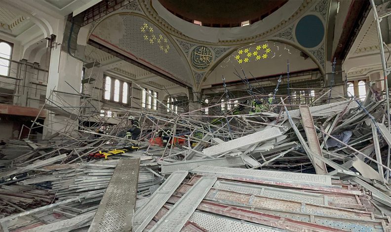Cami külliyesi çöktü: 1 ölü, 19 yaralı