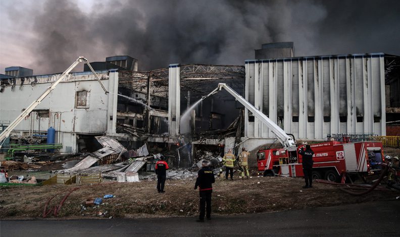 Bursa’daki fabrika yangını 11 saat sonra kontrol altında