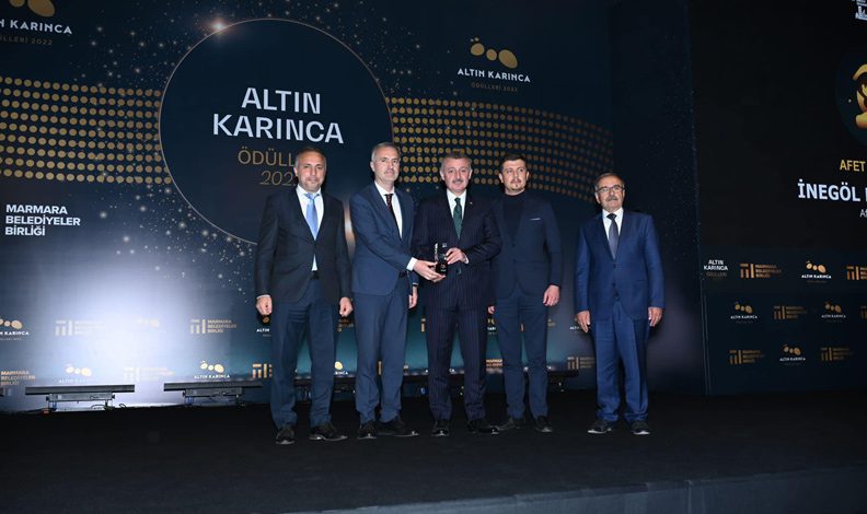İnegöl Belediyesi’ne ‘Afet Çantası’ ödülü