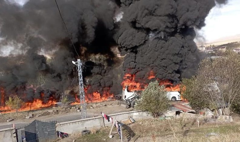 Ağrı’da feci kaza: 7 ölü, 8 yaralı