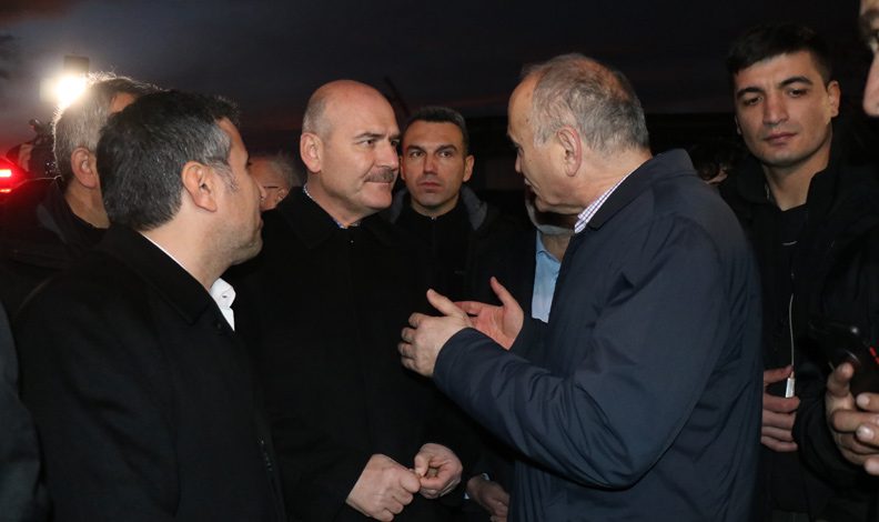 Bakan Soylu deprem bölgesinde