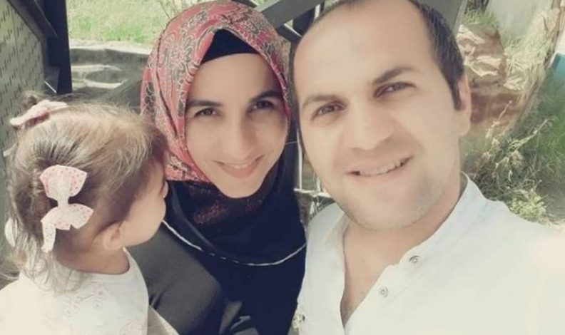 9 yaşındaki Ecrin ve babası terör kurbanı