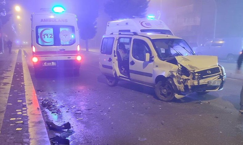 Konya’da yoğun sis kazaları beraberinde getirdi