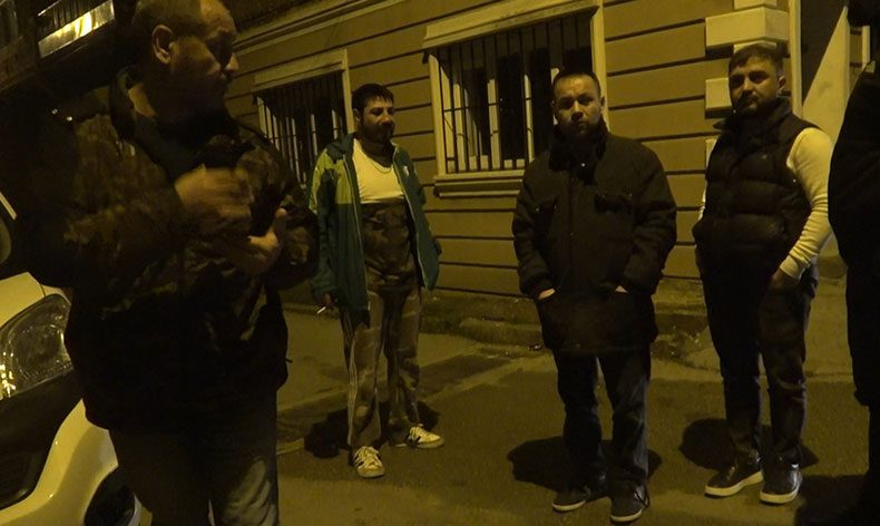 Ceza yiyeceğini anlayınca polislere direndi