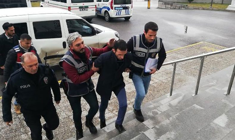 Kadınlara odunla saldıran şahıs tutuklandı