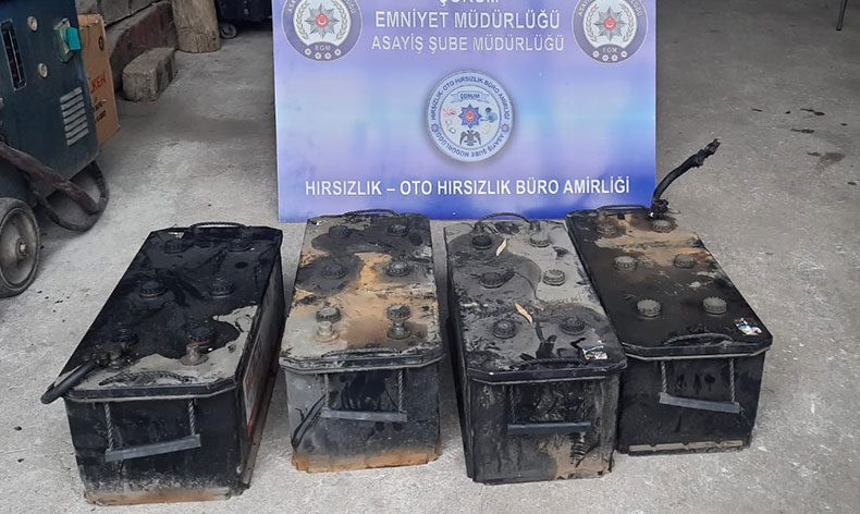 Çoprum’da akü hırsızı yakalndı