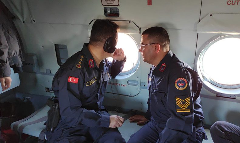 Denizli’de jandarmadan kazaya anında müdahale