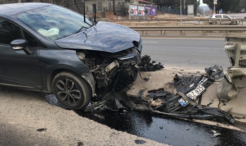 Yol ayrımında feci kaza! 3’ü çocuk 6 yaralı