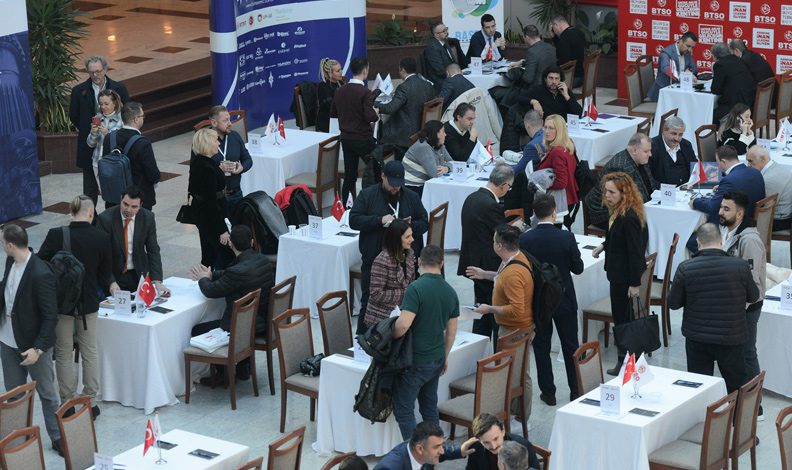 30 ülkeden yabancı alıcı Bursalı makinecilerle buluştu
