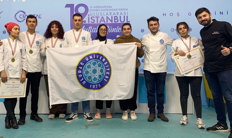 Geleceğin şeflerinden büyük başarı