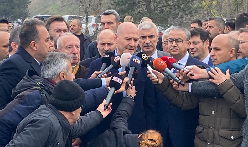 Bakan Soylu patlama bölgesinde